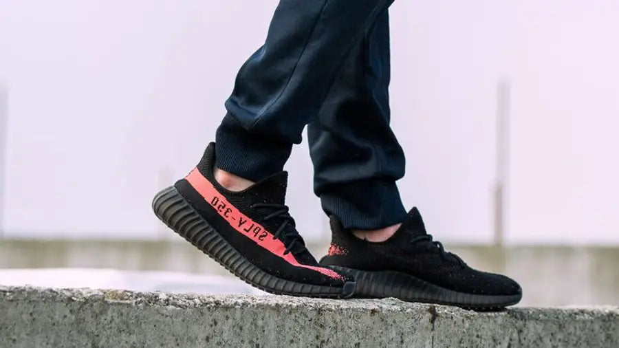 Adidas Yeezy 350 V2 Core Red Black (2016/2022)